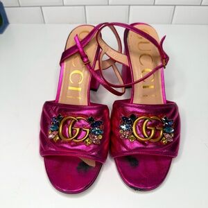Gucci Pink Metallic Marmont Sandals with Crystal GG – Size 39